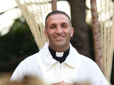 الاب عمر الهاشم