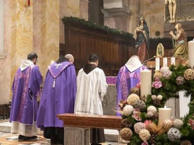 حراسة الأرض المقدسة