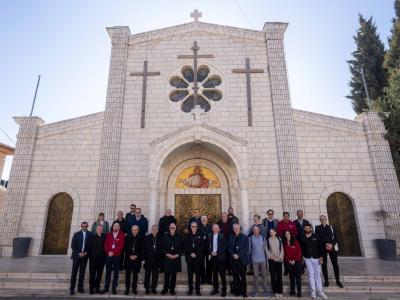 كنيسة المسيح الفادي للاتين في الطيبة