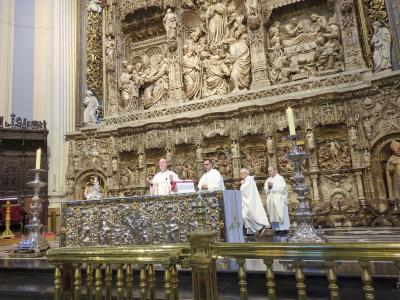 الأب بشار فواضله من إسبانيا يدعو الكنيسة العالمية إلى "تعال وانظر" واقع الأرض المقدسة