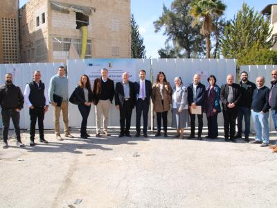 المفوضية الأوروبية تزور دار "نوتر دام دي دولور" في أبو ديس لتعزيز رعاية المسنين