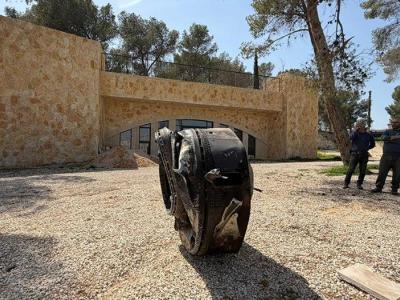 شظايا صاروخ وقع في حقل الرعاة-بيت ساحور التابع لحراسة الأراضي المقدسة.