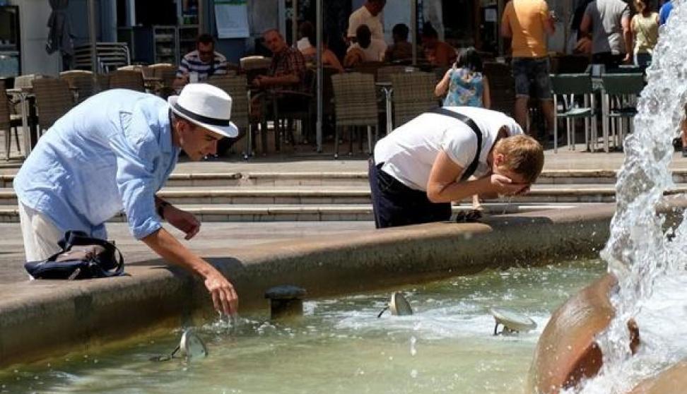 مصرع 8 اشخاص 