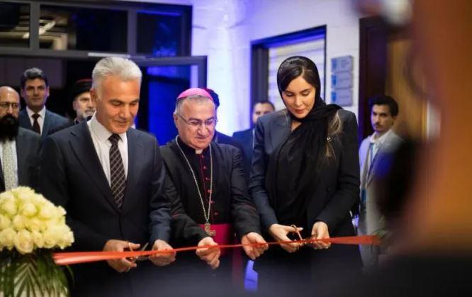 افتتاح مكتبة 